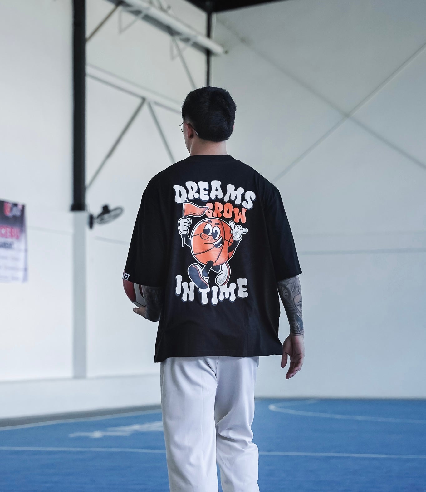 DREAMS GROW IN TIME TEE